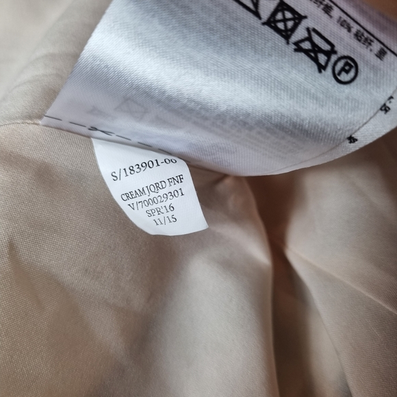 Banana Republic Raw Edge Skater Skirt Size 2 - Picture 7 of 7